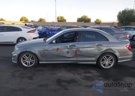 2014 Mercedes-Benz C 250 Sport from USA, damaged, VIN WDDGF4HB5ER316335